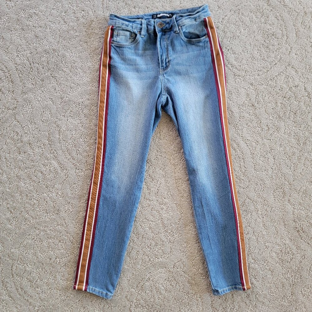 Dollhouse high-waist skinny jeans with striped edging, size 28